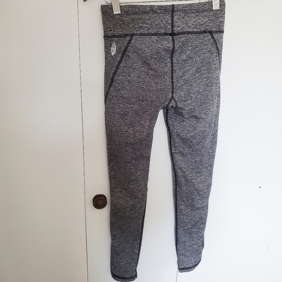 Free People Leggings Movement Infinity Cutout Crop  XS - Picture 6 of 9